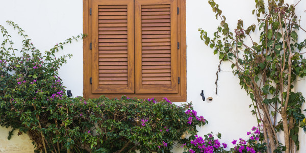Puertas y Ventanas Aislantes de Aluminio / PVC Santa Coloma de Gramenet · Contraventanas y Persianas a Medida